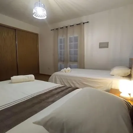 Semesterbostad Casa Neto Jardim *